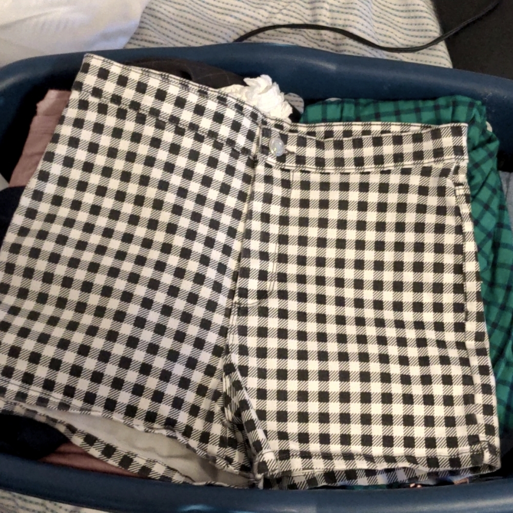 Checkered high waisted black and white shorts